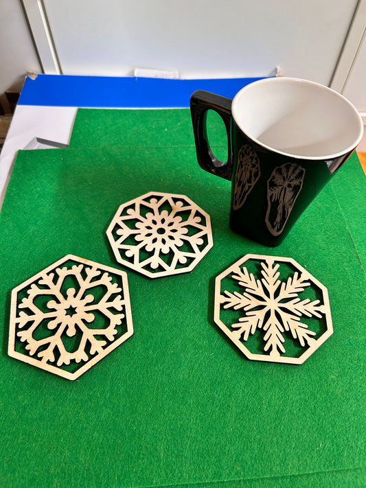 Set 3 sottobicchieri realizzati in legno personalizzabili